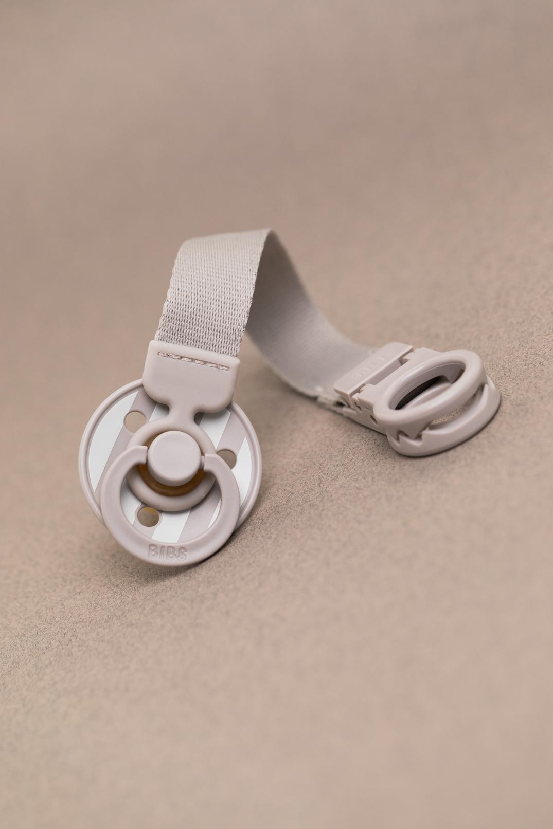 BIBS Loop Dummy Clip