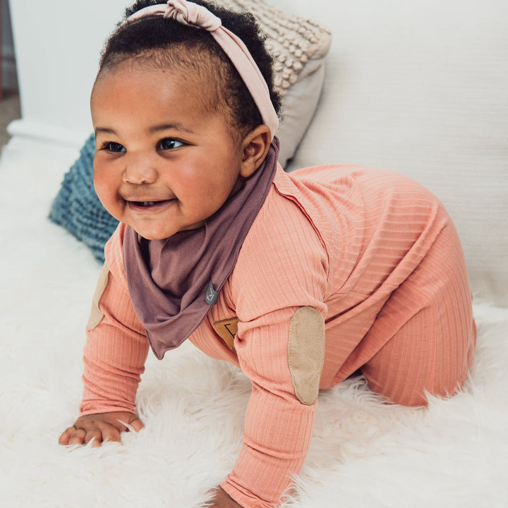 Raglan Onesie | Cleo (Peach)