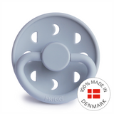 FRIGG Moon - Round Silicone Pacifier - Powder Blue