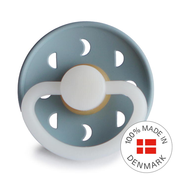 FRIGG Moon Night Round Latex Pacifier | Size 2