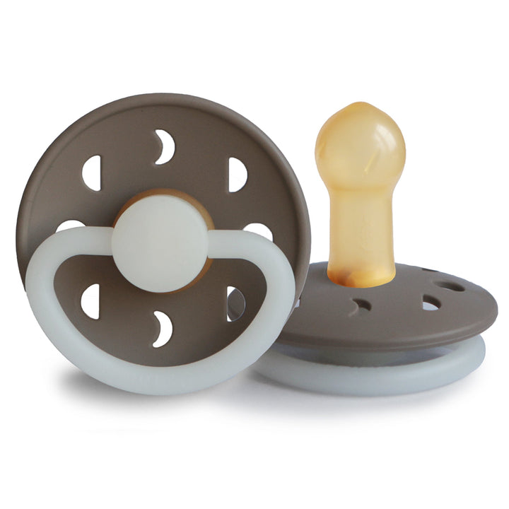 FRIGG Moon Night Round Latex Pacifier | Size 2