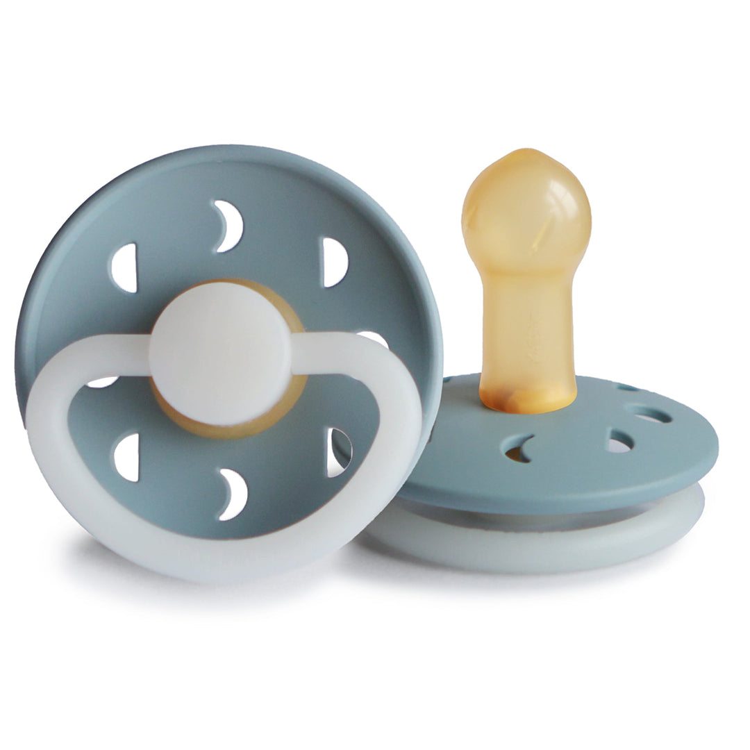 FRIGG Moon Night Round Latex Pacifier | Size 2