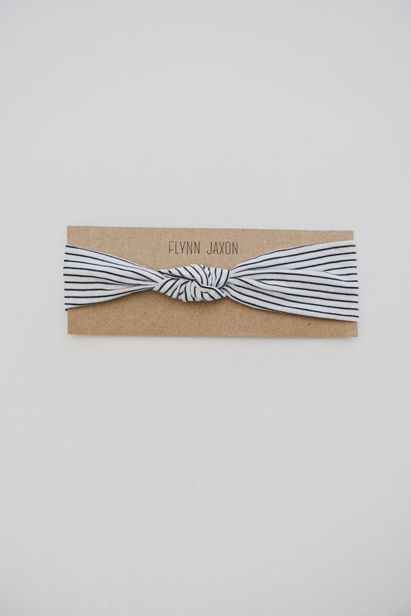 HEADBAND - JESSE (Thin Black+White Stripe) - Flynn Jaxon