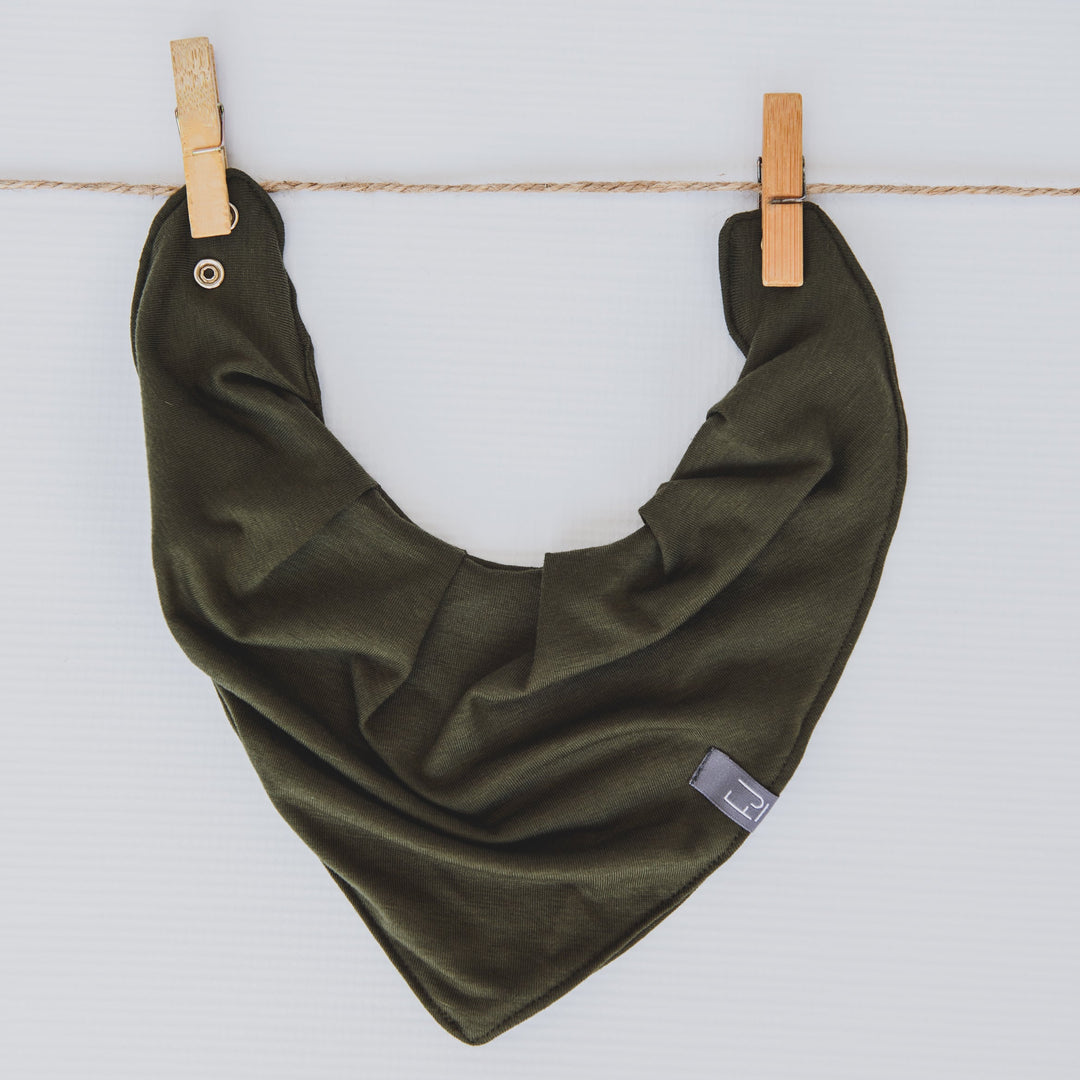BANDANA BIB - MILES (Hunter Green) - Flynn Jaxon