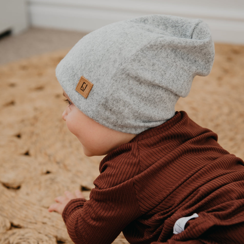SLOUCHY BEANIE - JUNIPER (Light Grey Melange Knit) - Flynn Jaxon