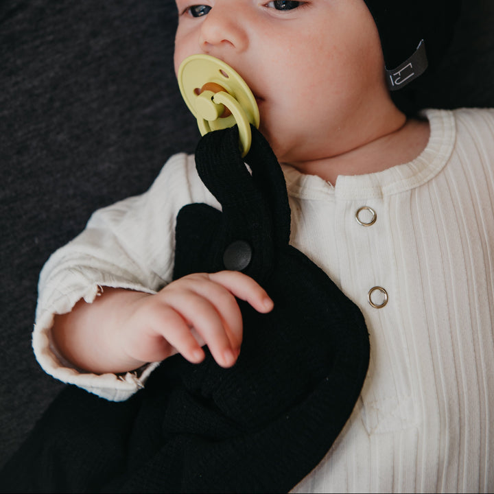 DUMMY BLANKET - BLACK - Flynn Jaxon