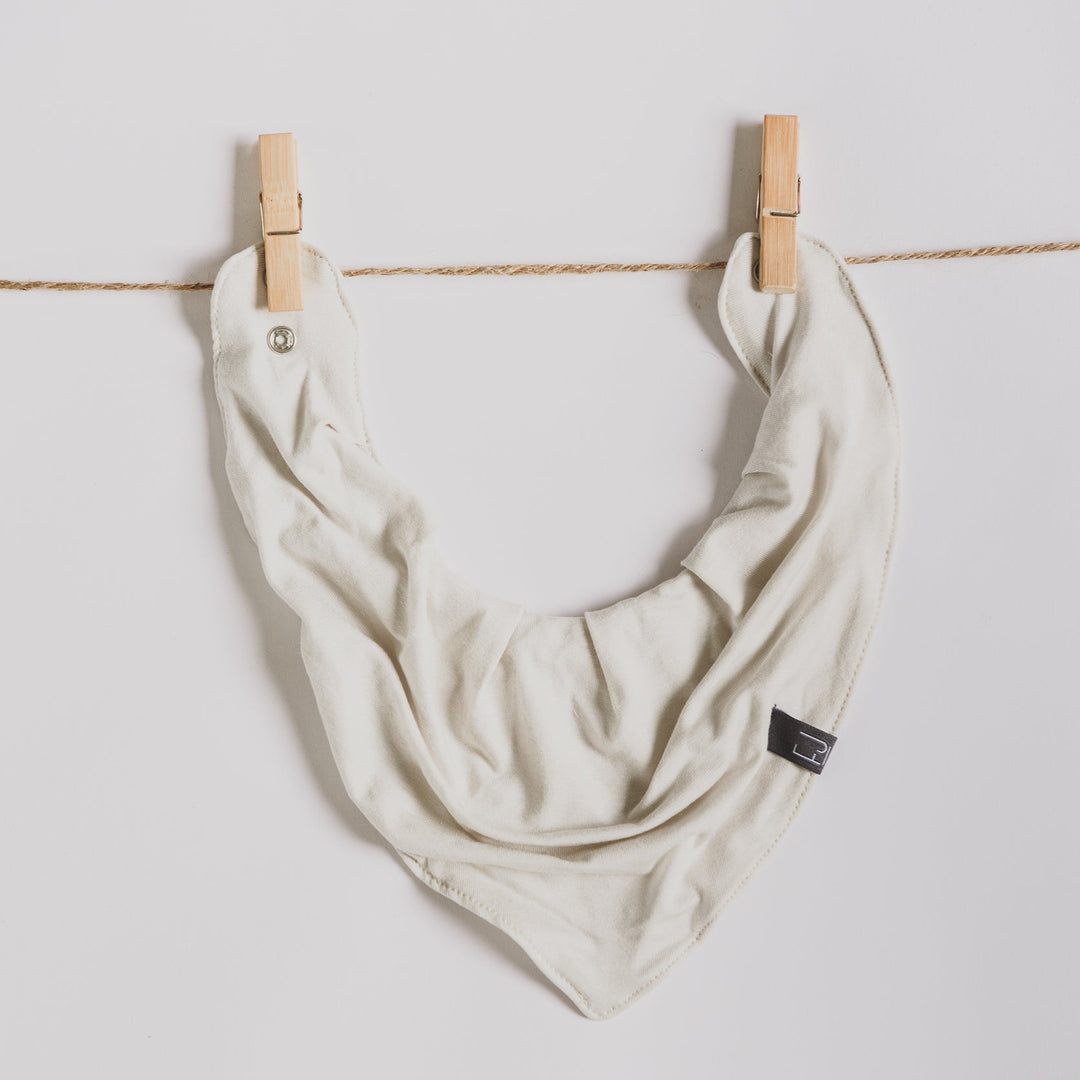 BANDANA BIB - QUINN (Latte) - Flynn Jaxon