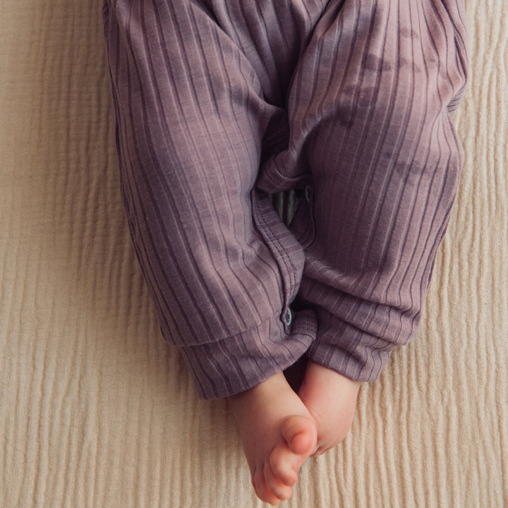 RAGLAN ONESIE - GIGI (Grape) - Flynn Jaxon