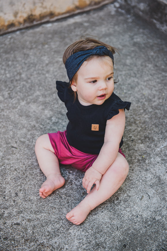 BABY VEST - BLACK FRILLED - Flynn Jaxon