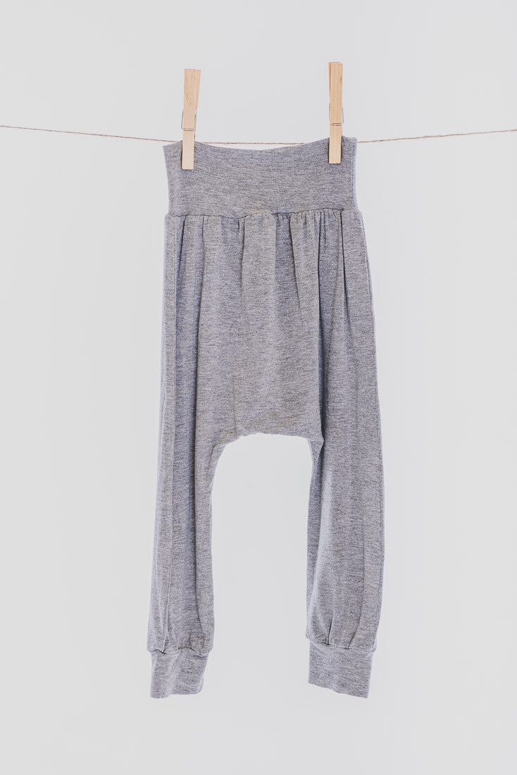 HAREMS - GREY - Flynn Jaxon